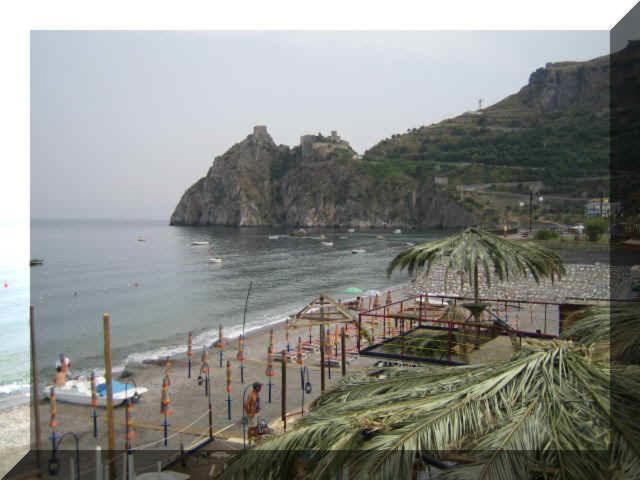 Hotel La Grotta SantʼAlessio Siculo Esterno foto